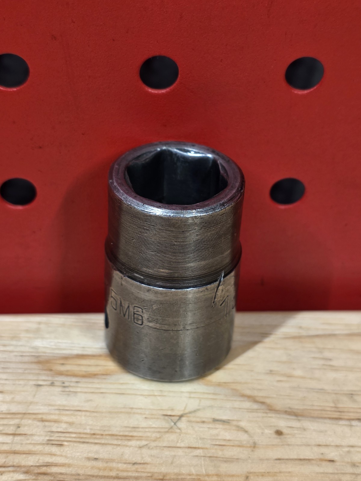Matco Tools CP15M6 15mm Metric 1/2″ Drive Shallow 6-Point Impact Socket