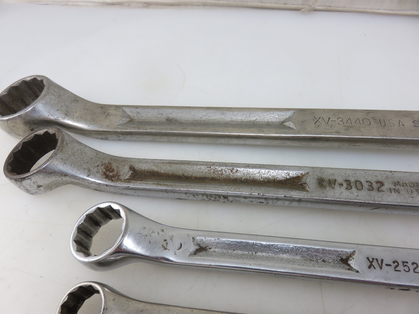 Snap-On XV Series Offset Box End Wrench 10pc Set 3/8″-1 1/4″ *NOT ALL SIZES*