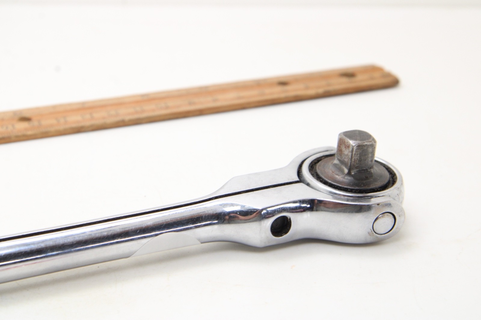 Snap-On F748 3/8″ Drive 10″ Long Standard Handle Round Swivel Head Ratchet USA