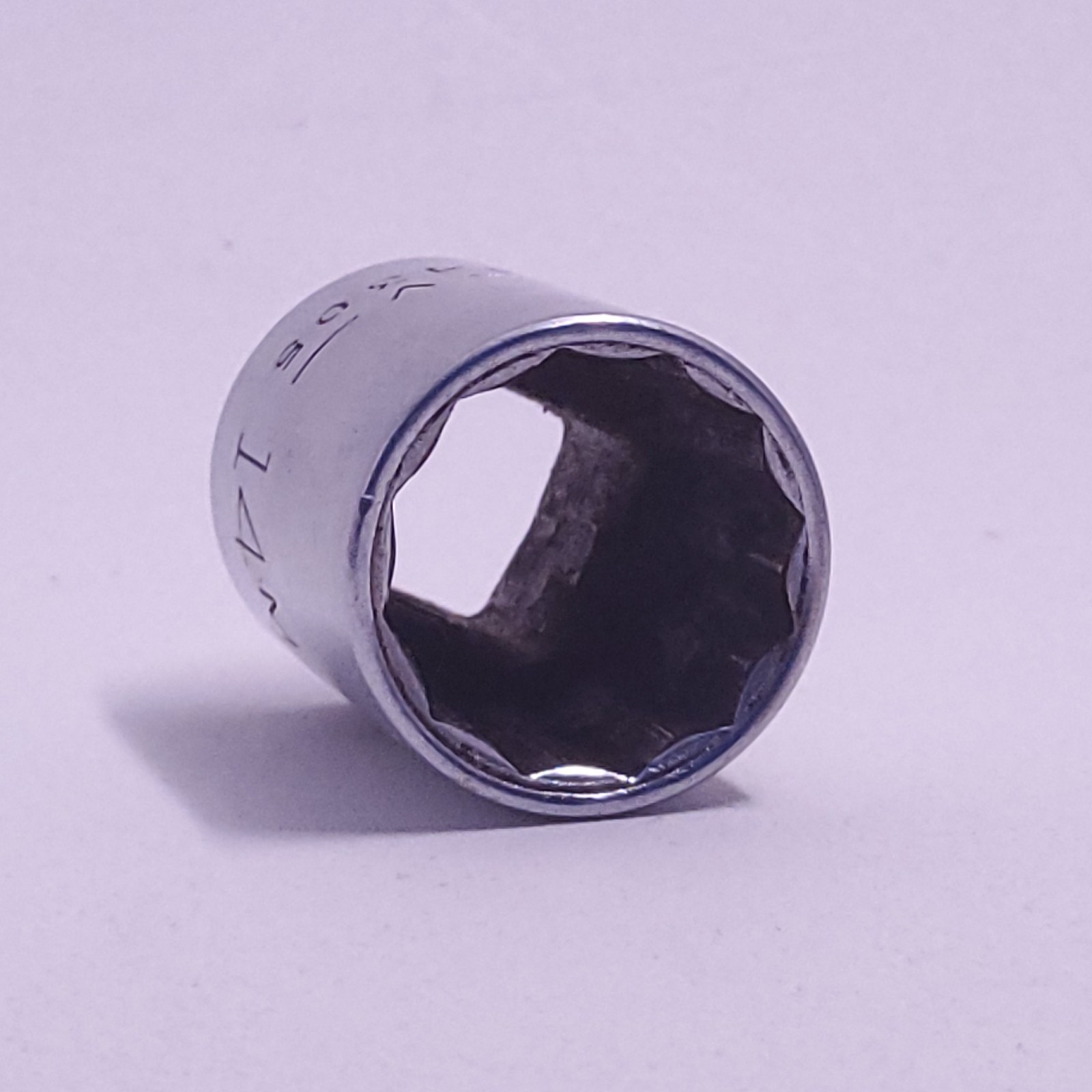Craftsman 44305 12 Point 14mm 3/8″ Drive Shallow Socket -V- Series
