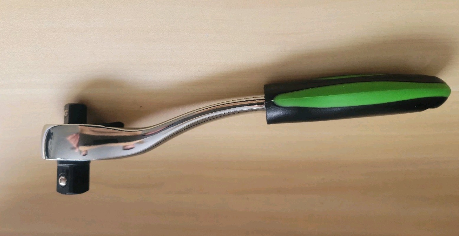 PITTSBURGH , 3/8″ X 1/2″ Dual-Drive Ratchet .1 Pc.NEW open Box