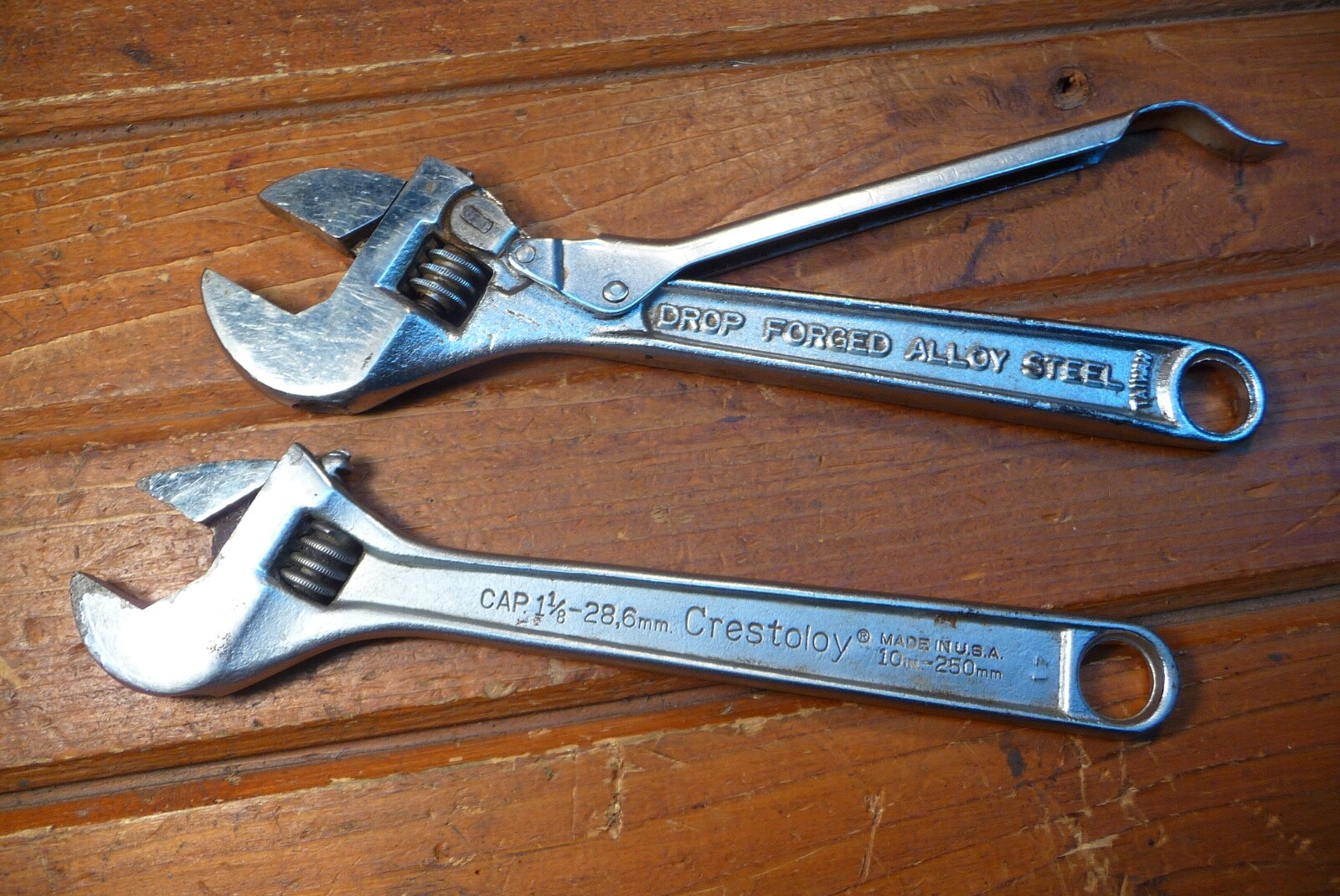 2 Vintage Adjustable Wrenches 10″ Crescent Wrench Crestoloy USA TRU-GRIP Taiwan
