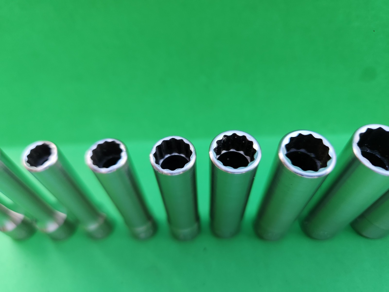 10 Snap-on 110STMDY Deep Socket Set 1/4″ Drive SAE 3/16 – 9/16 STMD6-STMD18 A3