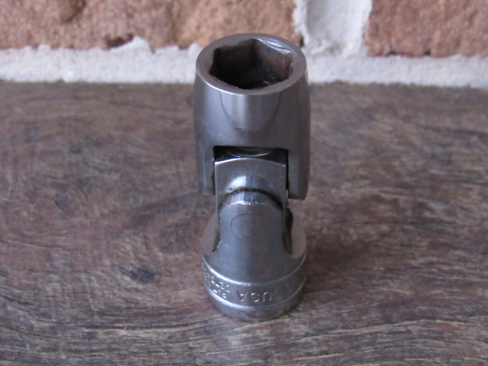 SNAP ON SU18 1/2″ DRIVE 9/16″ 6 PT SAE UNIVERSAL FLEX SWIVEL SOCKET UNDERLINE SU