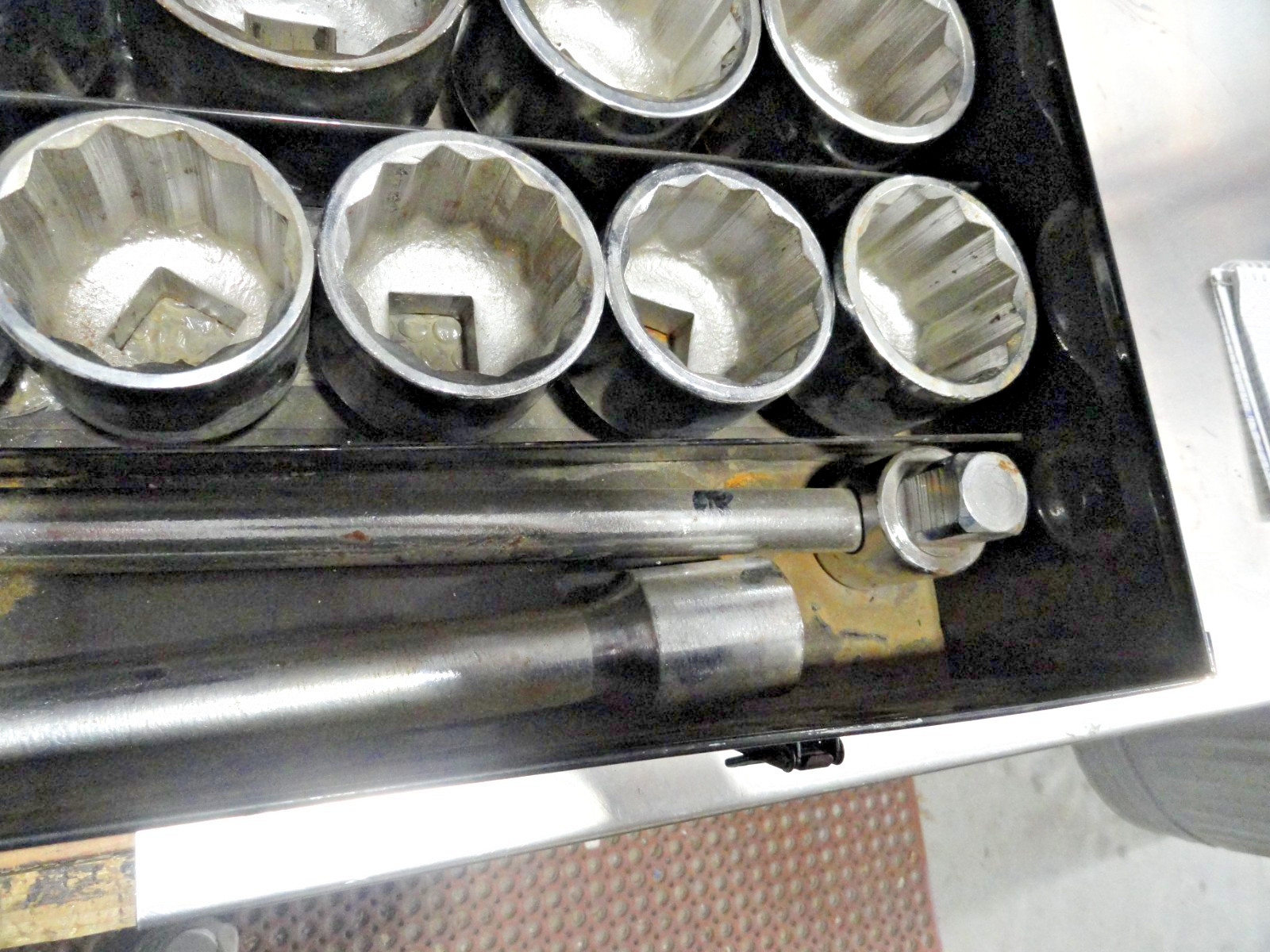 Pittsburgh 95377 1 in. Drive SAE Jumbo Socket Set, 21-Piece