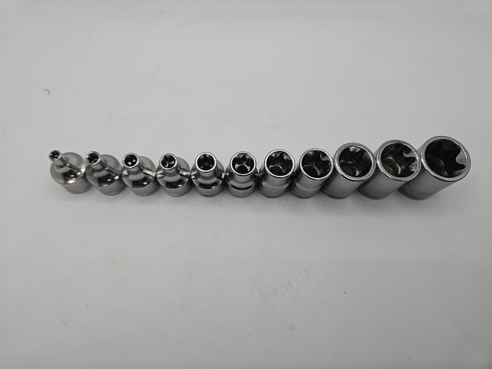 Blue-Point ® 3/8″ Drive TORX® Socket Set E4,E5,E6,E7,E8,E10,E12,E14,E16,E18,E20