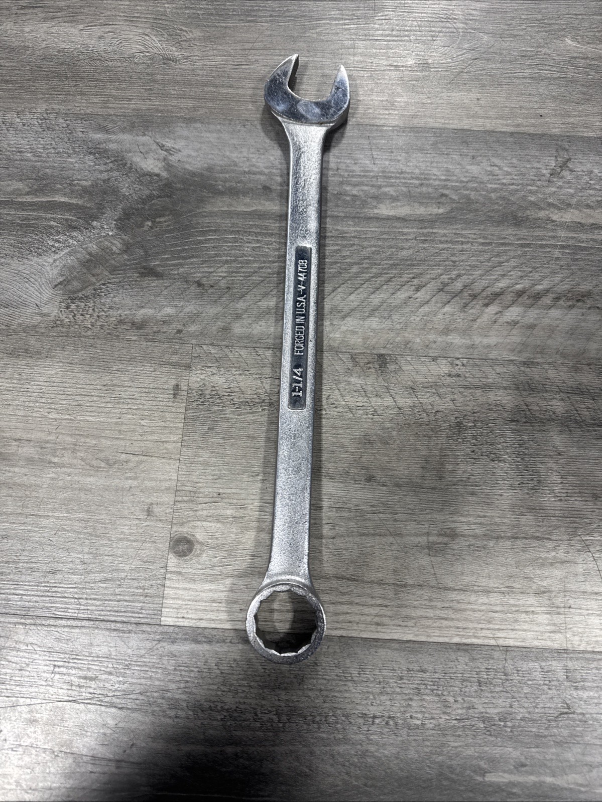 Craftsman SAE Satin Combination Wrench, 12pt USA, 1-1/4″ PN 44708 (-V- used)