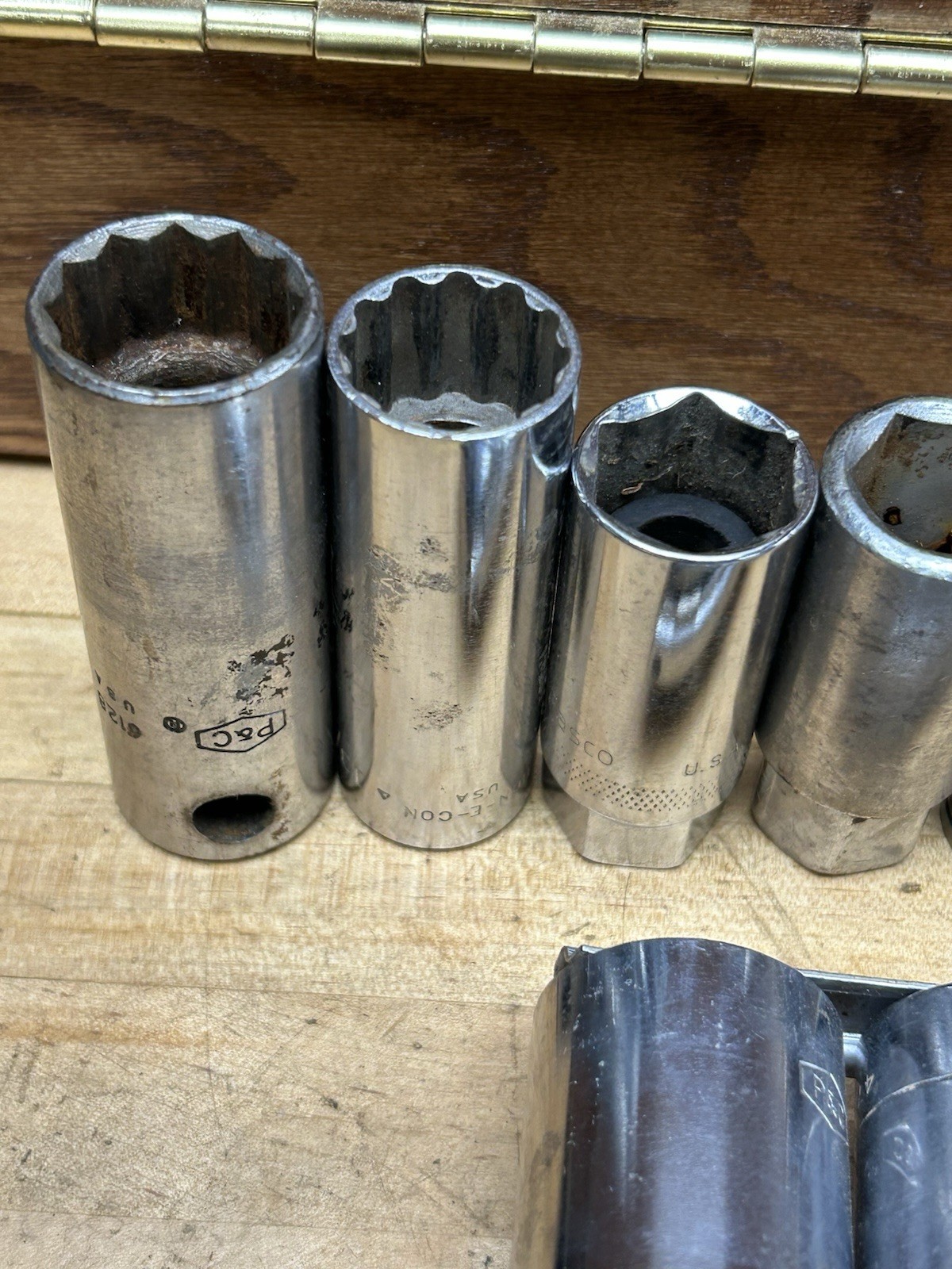 Lot of Assorted Sockets SAE & Metric Mixed Brands Various Drives, Mostly USA