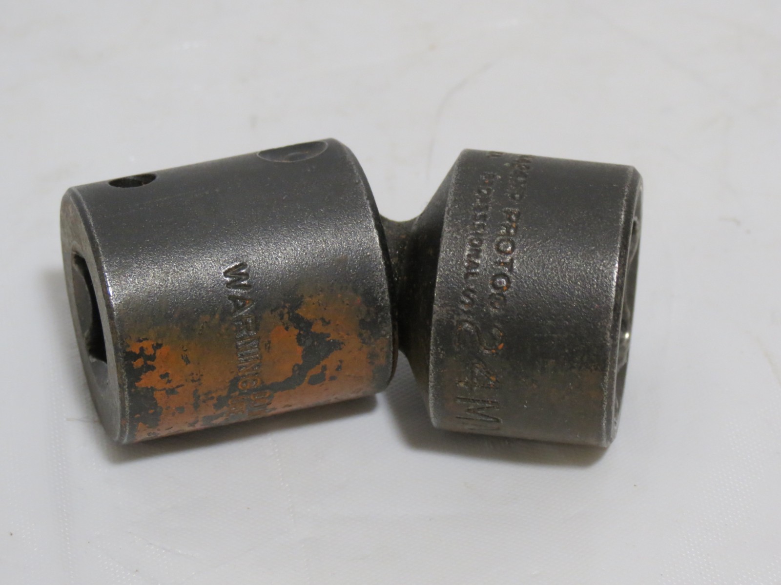 Proto 74424MP 1/2″ Drive 24mm Short 6 Point Impact Swivel Socket Overall 2 5/8″