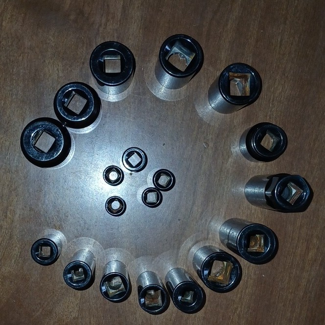 HUSKY Standard Size Impact Black Oxide Assortment Of Nineteen Sockets