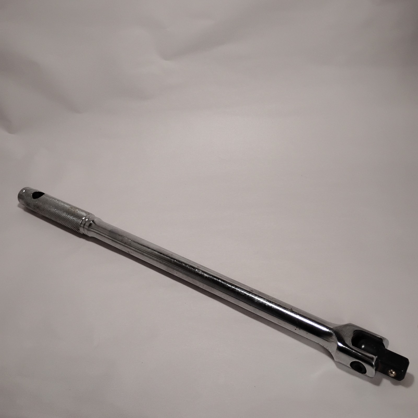 MIT MECHANIC’S CR-V 1/2″ drive 16″ Breaker Bar. W/Surface Rust On The drive.
