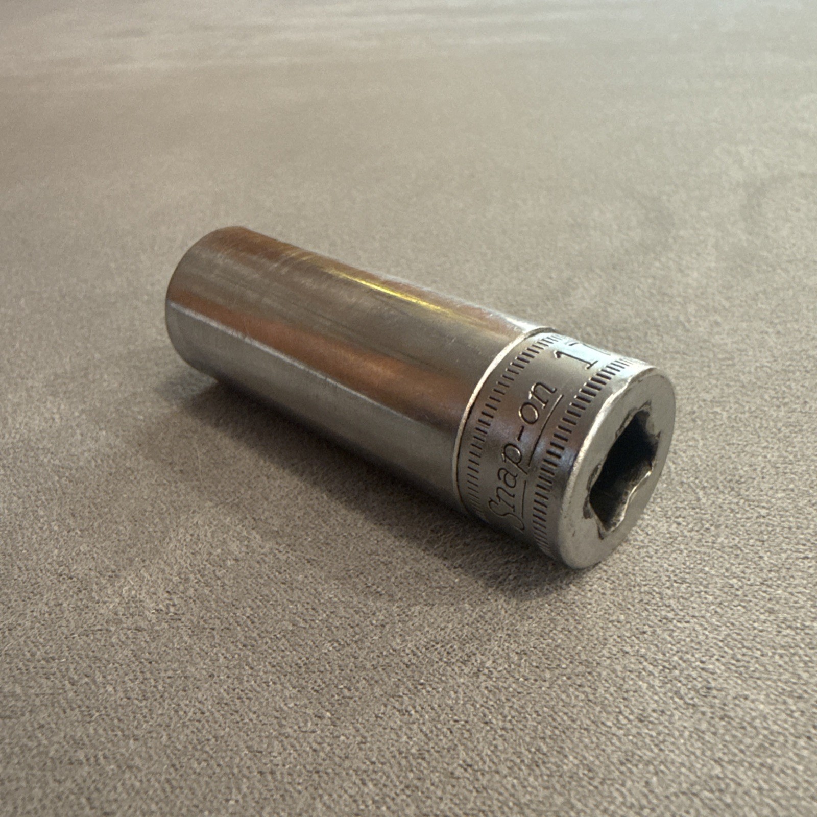 Snap-on Tools Vintage 17mm Deep Socket 3/8″ Drive 6 Point SFSM17 USA