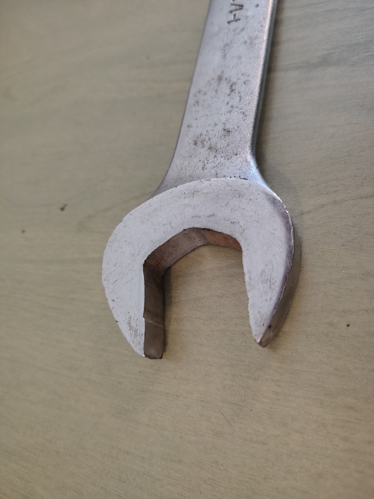 Proto 1234ASD Anti-Slip Design 1-1/16″ SAE 12 Pt Combination Wrench