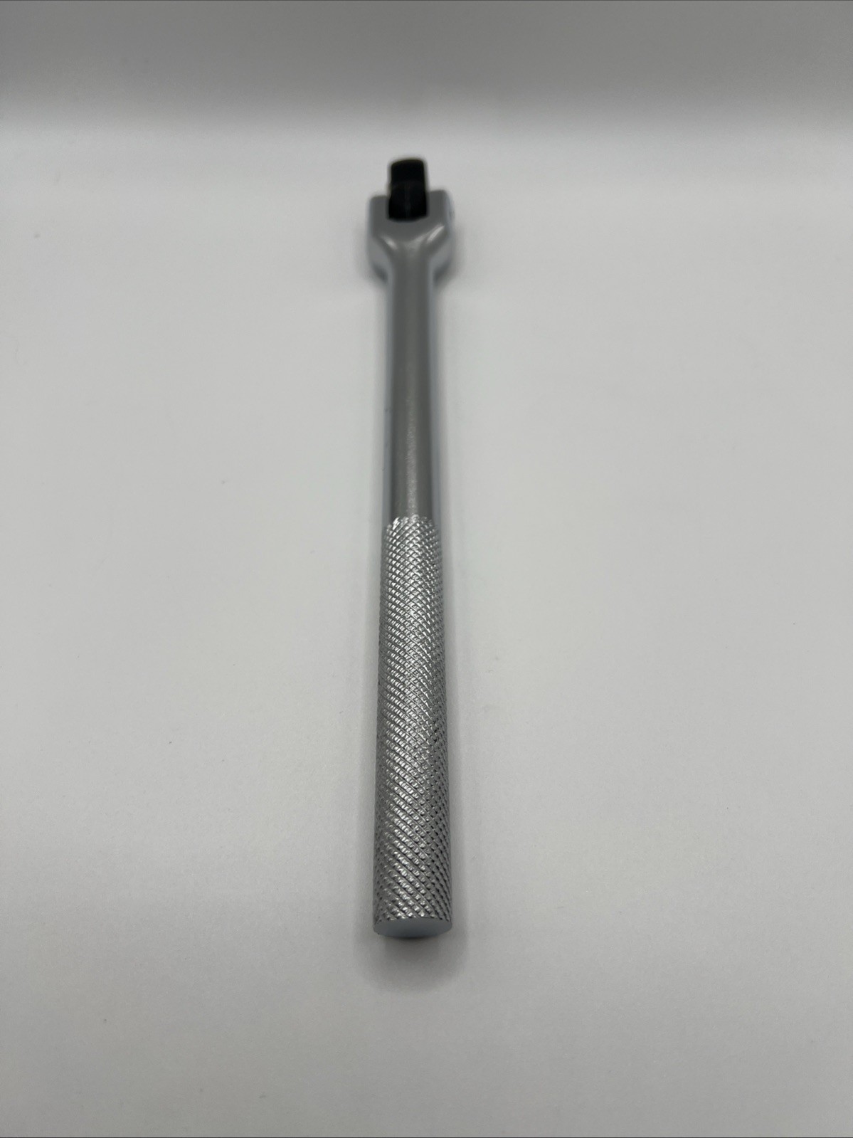 Gearhead 1/2″ Drive 10” Breaker Bar Flex Head With Knurled Handle 33611