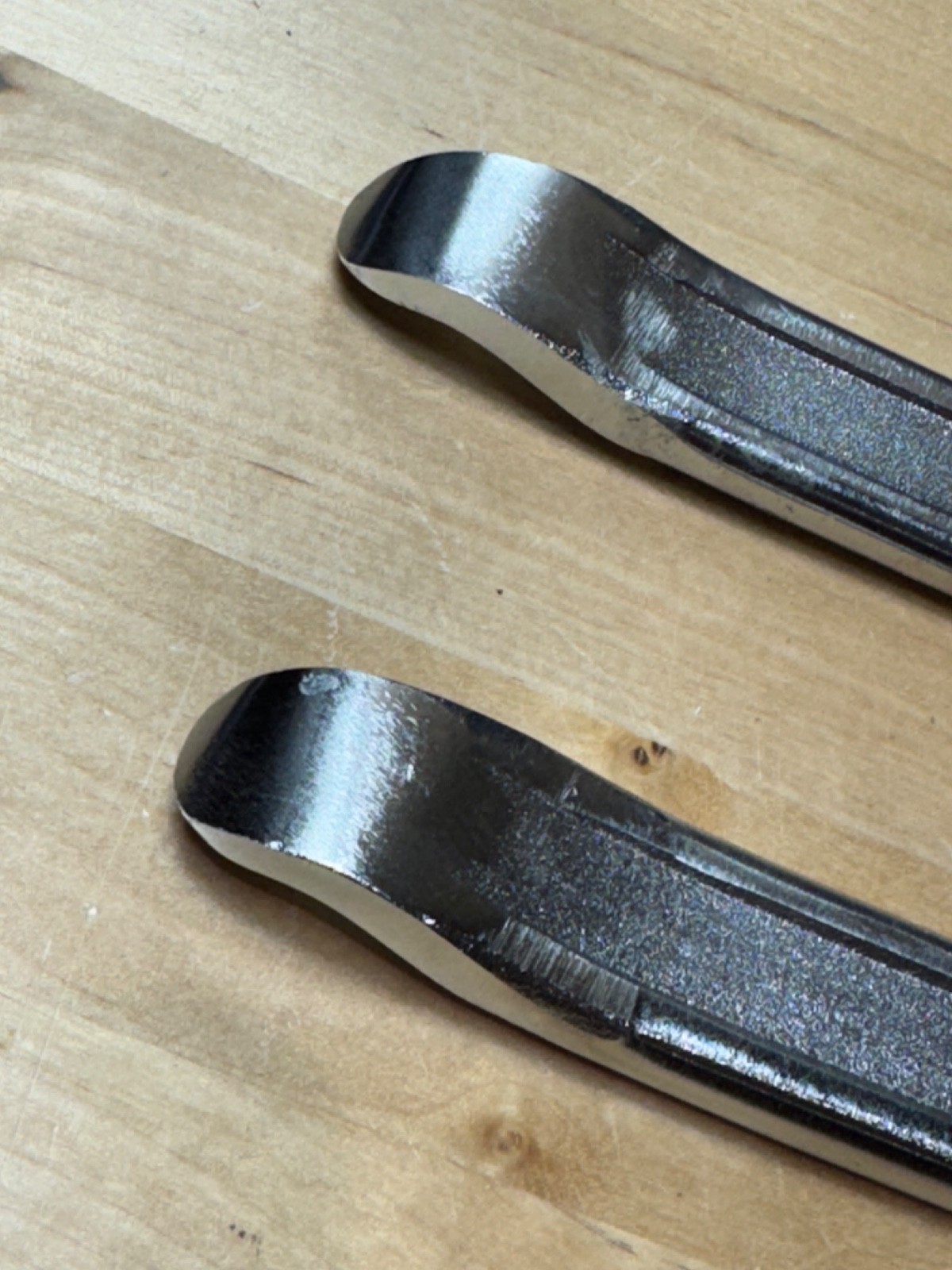 2 – PITTSBURGH 93230 General Purpose Tire iron 24″ Forged Steel Chrome Plate LOT