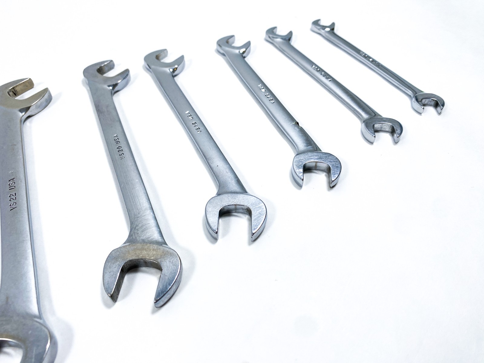 SNAP ON TOOLS USA 13-PIECE SAE 4 Way Open End Angle Wrench Set 3/8″ – 1-1/8″