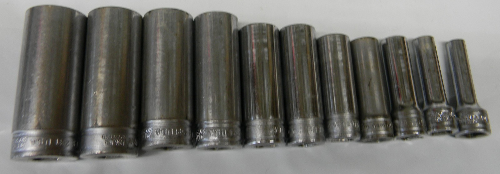 SNAP-ON 3/8″ DR 11PC SAE 6PT DEEP CHROME SOCKET SET 1/4-7/8″ #211SFSY