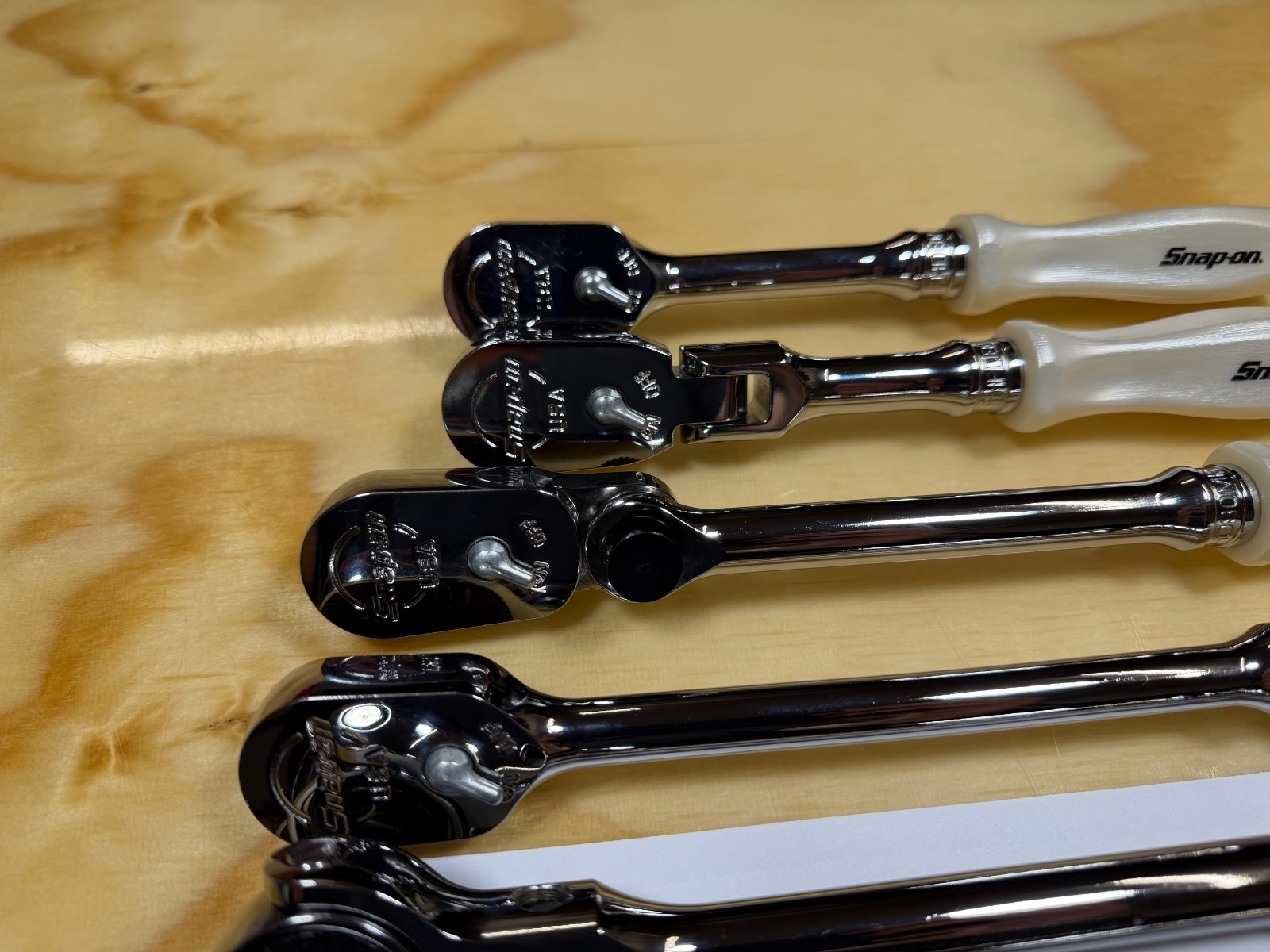 Snap-on Tools NEW RARE PEARL WHITE 8pc 3/8″ Drive Hard Grip Master Ratchet Set