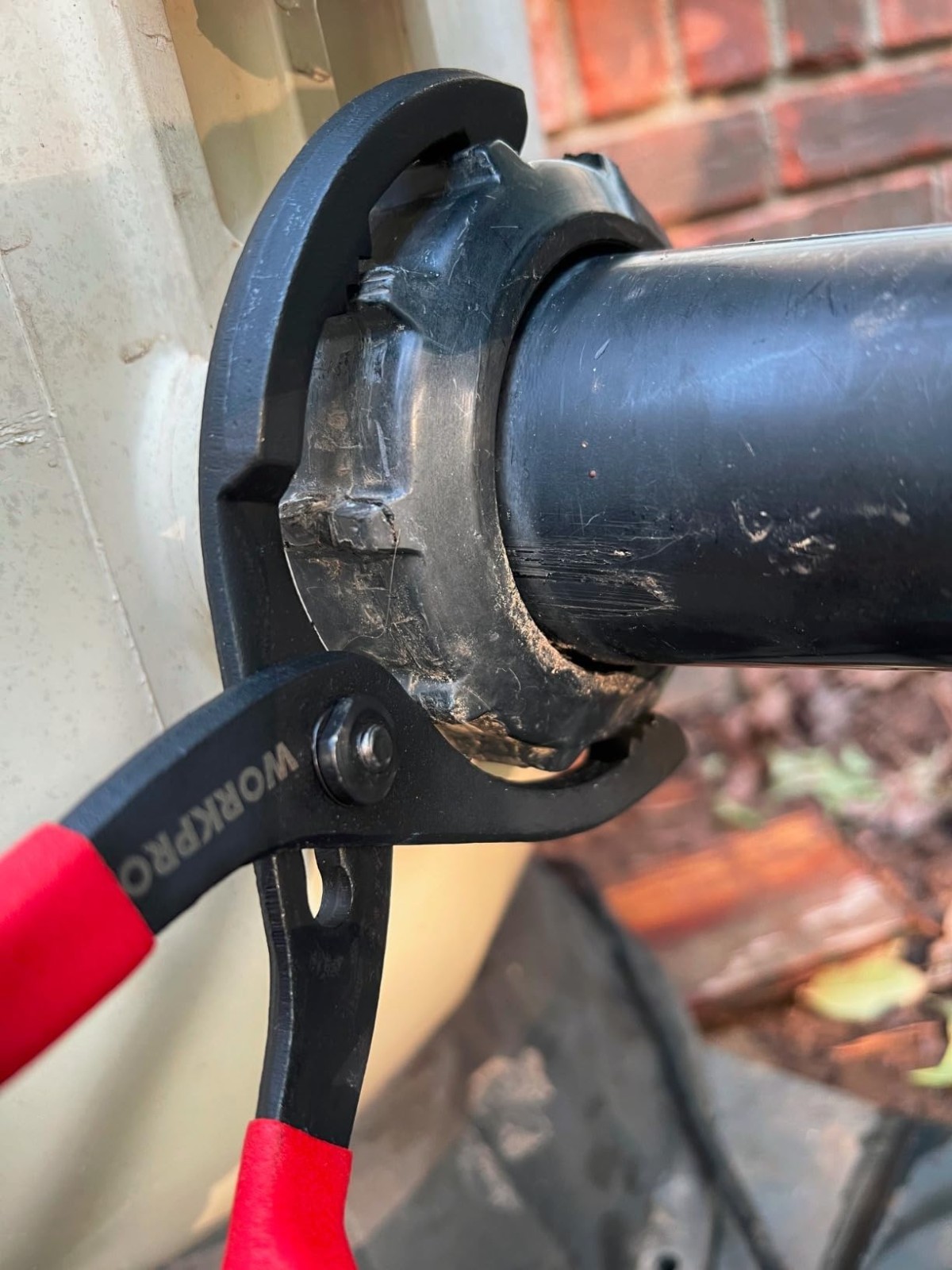 12″ Adjustable Oil Filter Pliers – Perfect Tool for Tight Spaces & Reliability