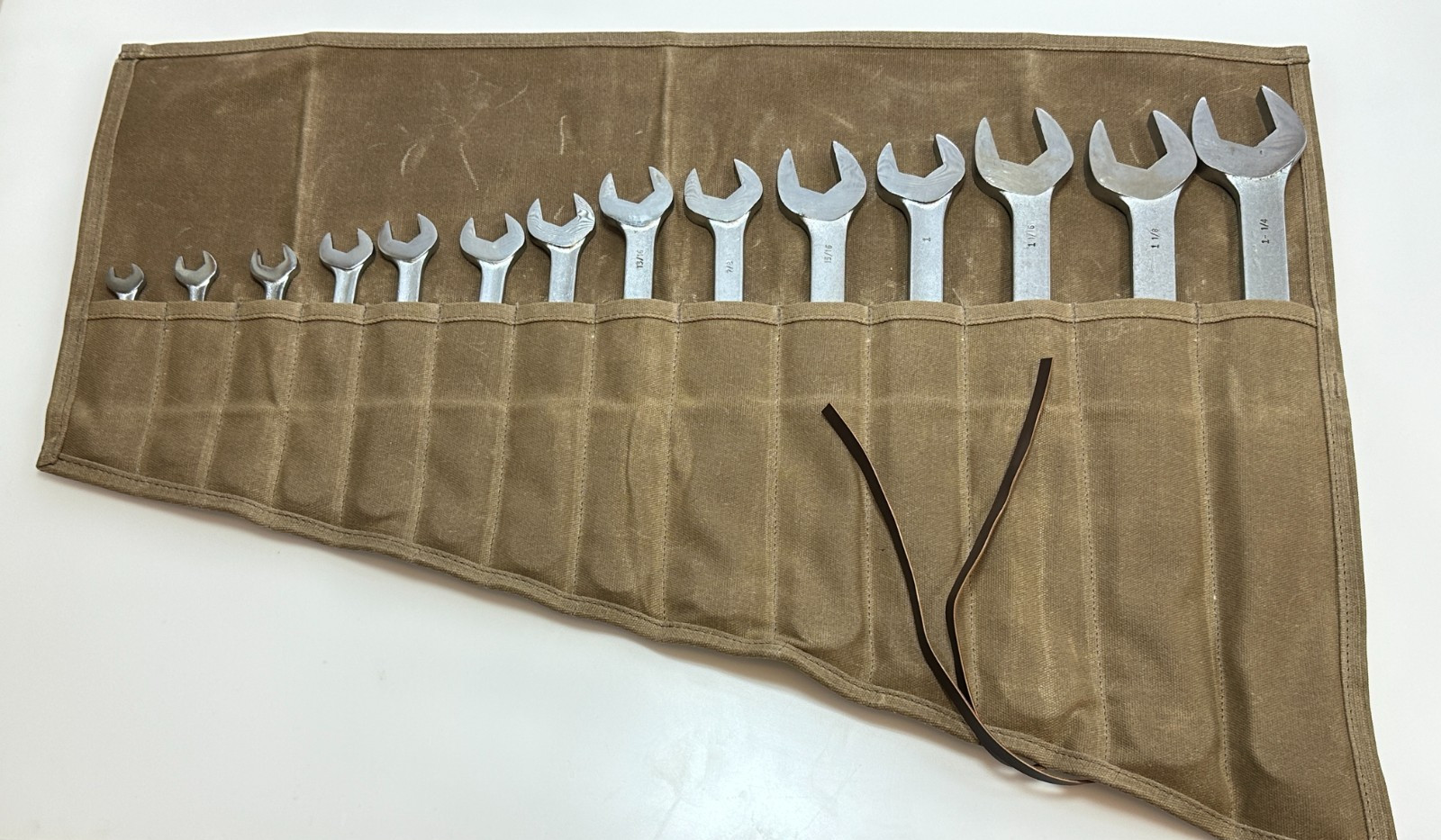 International Harvester IH USA SAE 3/8″-1-1/4″ (Complete) Combination Wrench Set