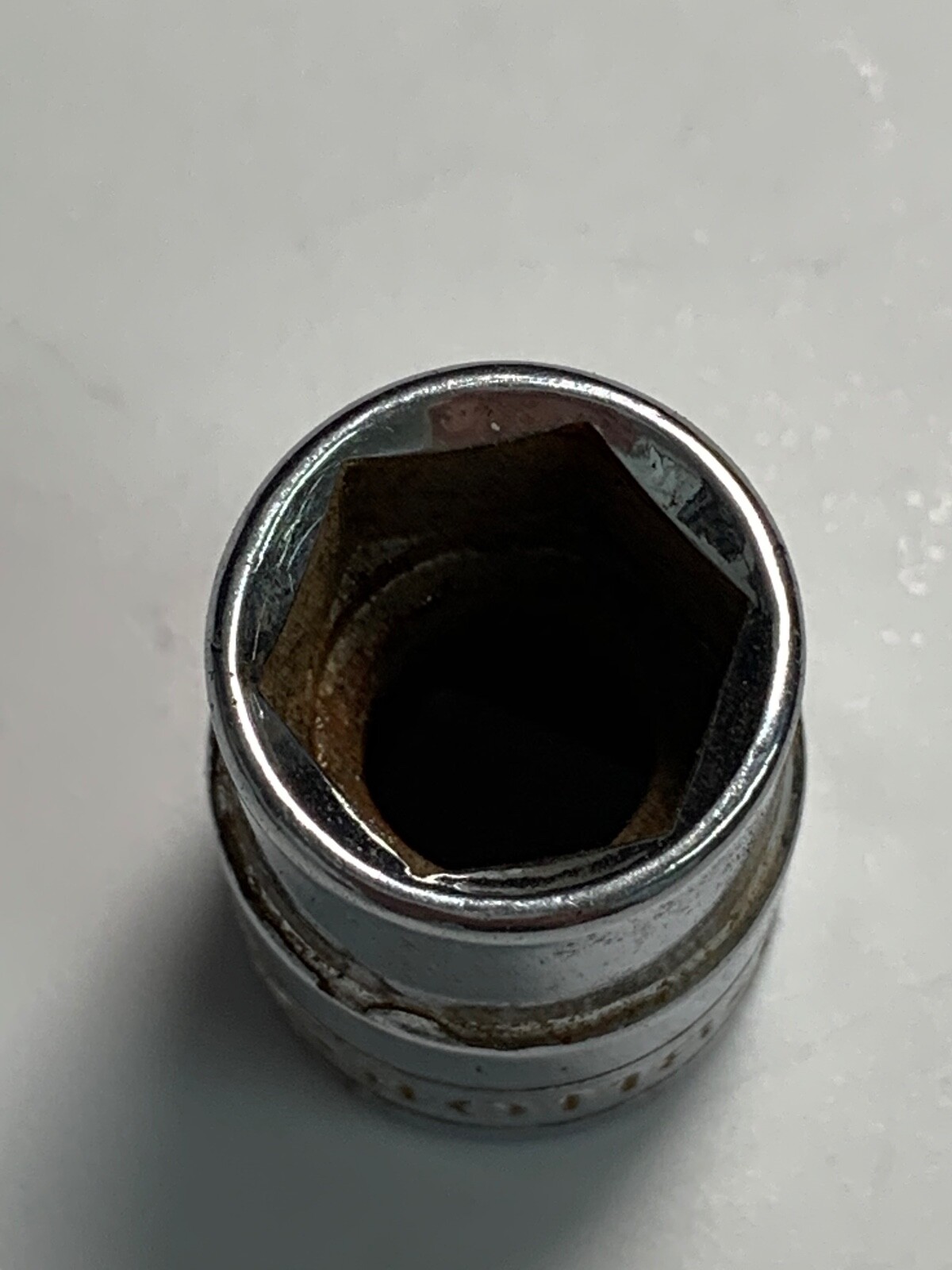 SK Hand Tools 40118 1/2″ Dr. 9/16″ 6pt Standard Fractional Chrome Socket
