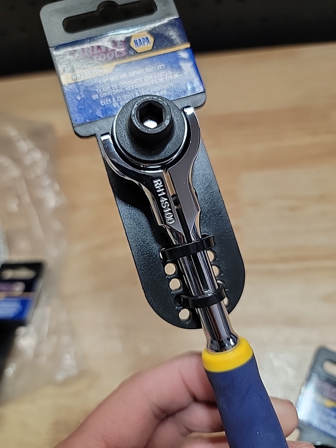 Carlyle Napa Tools RH14S100 1/4 Hex Swivel Head Ratchet Wrench Brand New!