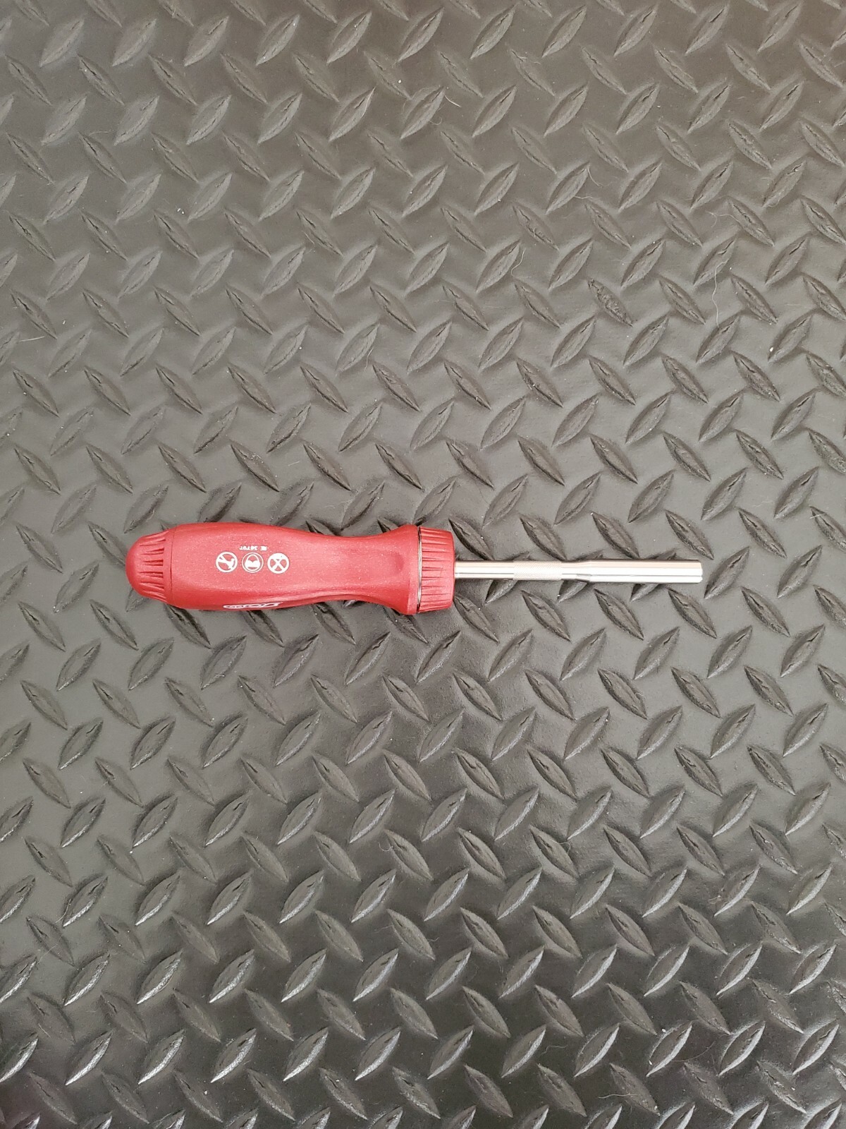 Snap-On Ratcheting Standard Screwdriver 8 3/4″. 100th Anniversary Edition⭐. NEW.