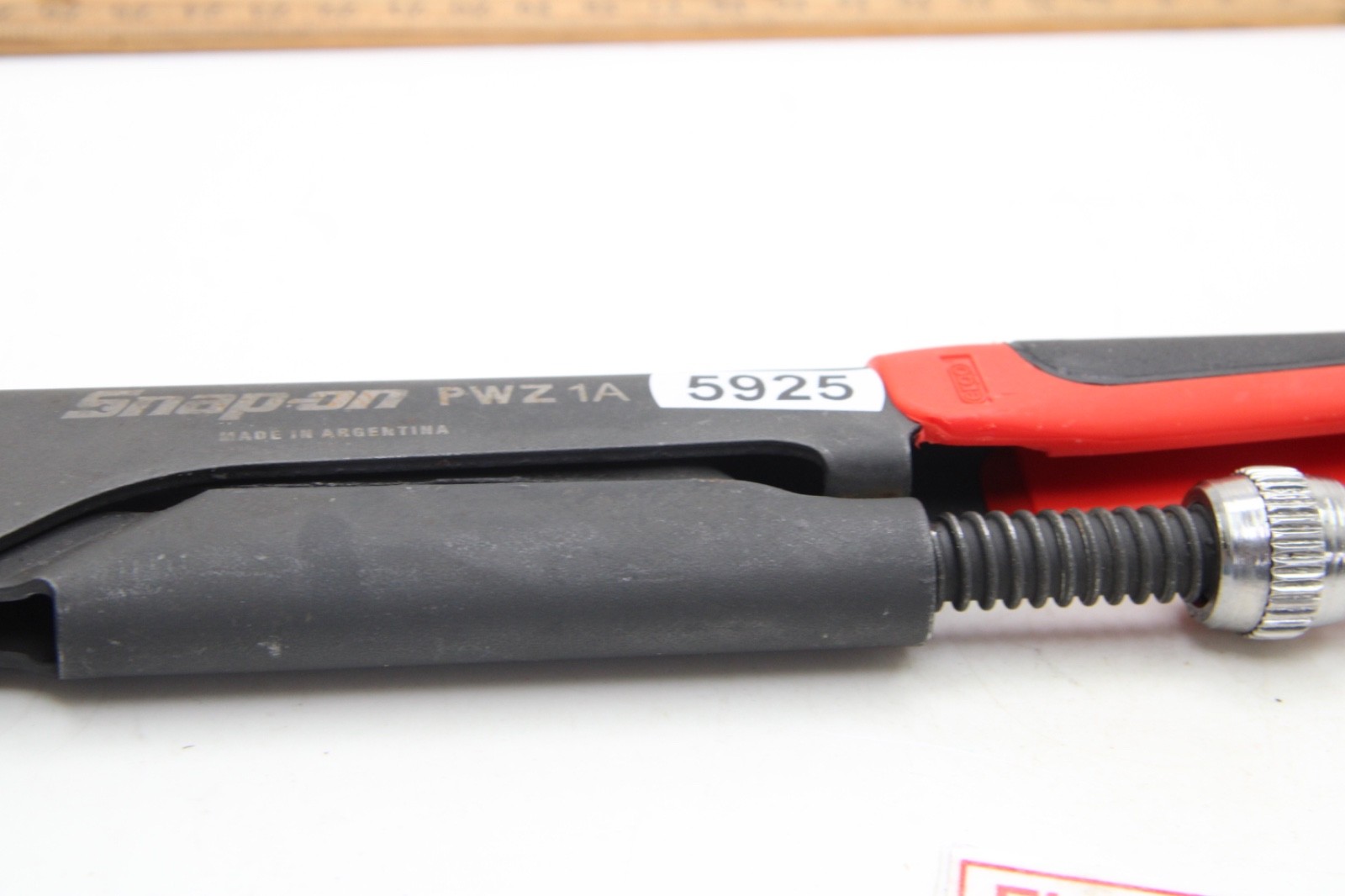 Snap On PWZ1A 12-1/2″ Long Red Soft Grip Adjustable Pipe Wrench Plier