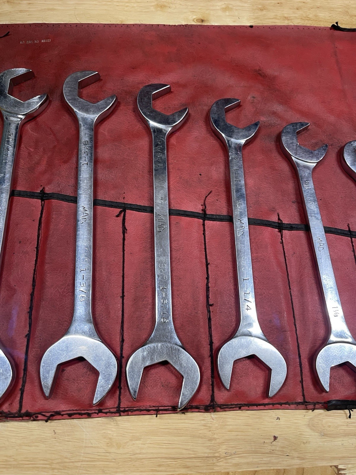 Mac Tools Set No. SDA18K Open Ended Angle 19pc SAE Wrench Set – 3/8″ – 1-1/2″