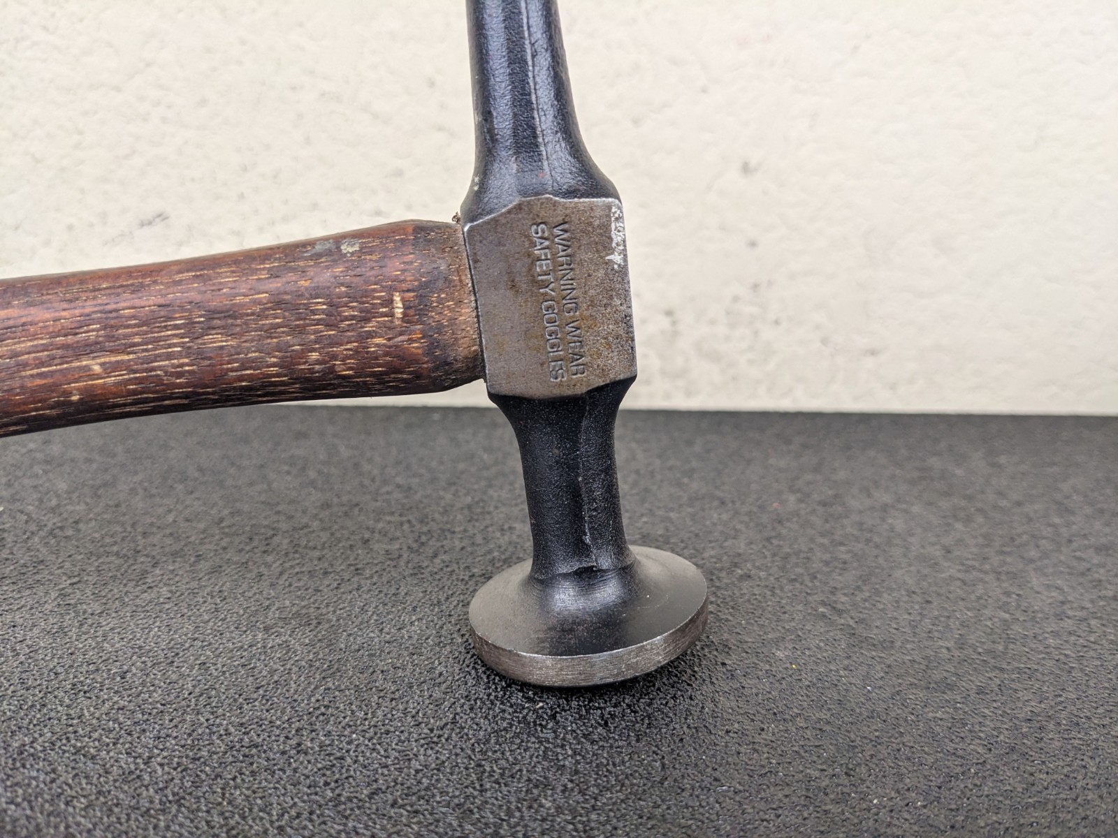 #bn694 Snap-on Body Hammer BF630B Wooden Handle. Pick & Bumping Bump & Paint