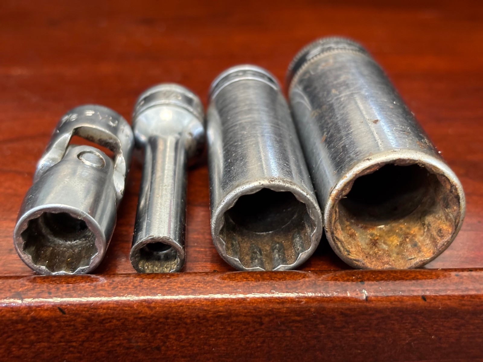 Snap-on Deep Sockets-12pt-3/8″ Dr -9/16″, 1/4″, 18mm -Plus 7/16″ Fvu14-Lot of 4