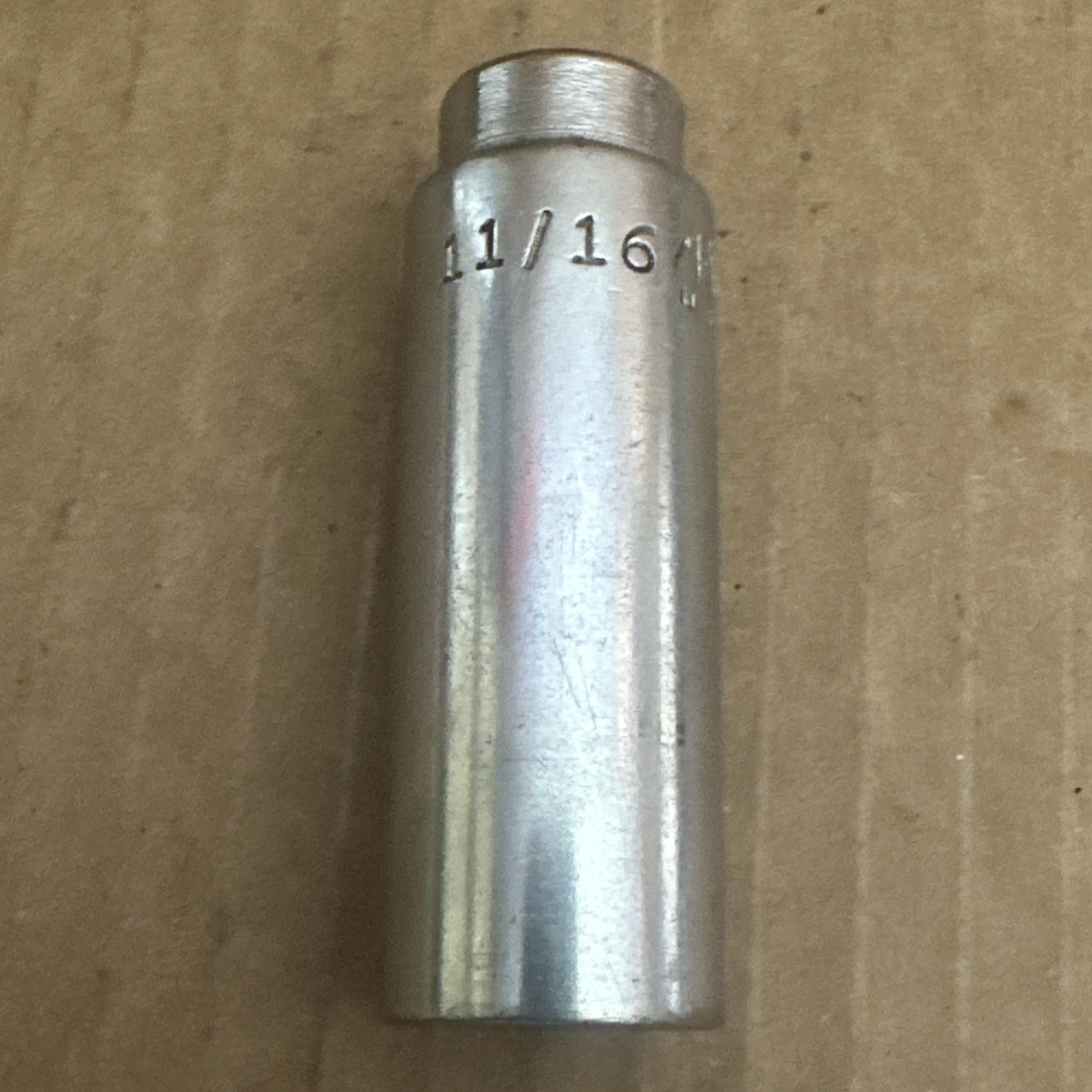 Mac Tools USA 3/8″ Drive SAE Size 11/16″ Deep 6 Point Socket XD226