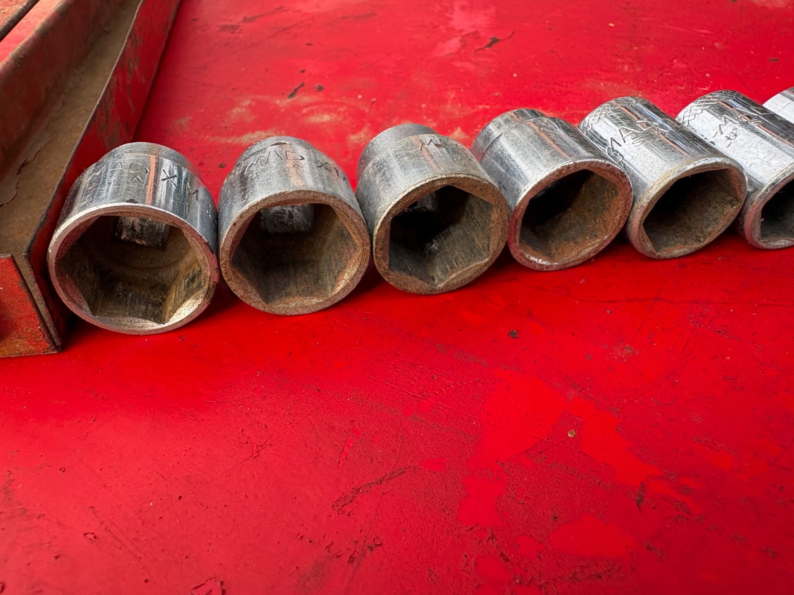 mac tools 3/8 drive metric socket set 6pt