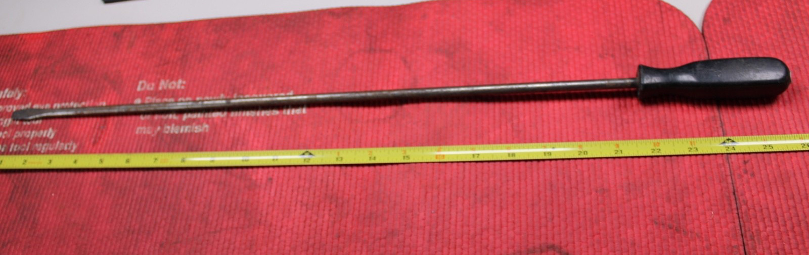 Snap-on SSD422A 21″ Shaft Flat/Slotted Screwdriver 25″ Long Black Handle USA