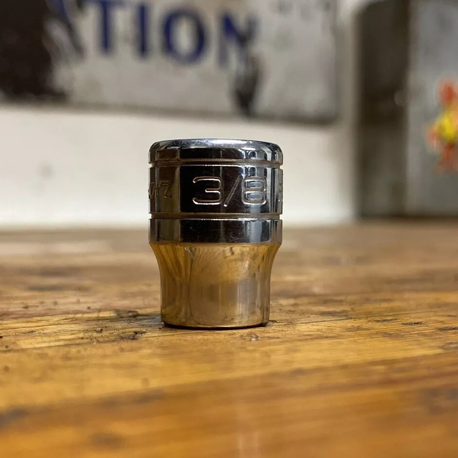 Snap-On Tools USA 3/8″ Drive 3/8″ SAE 12 Point Shallow Chrome Socket F121 Nice!