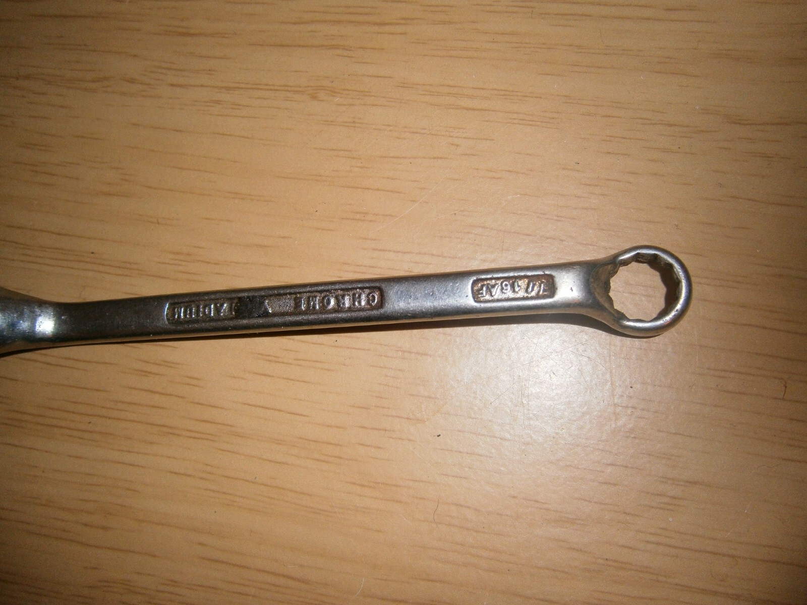 Vintage silver tone spanner. 3/8AF 7/16 AF (E6a)