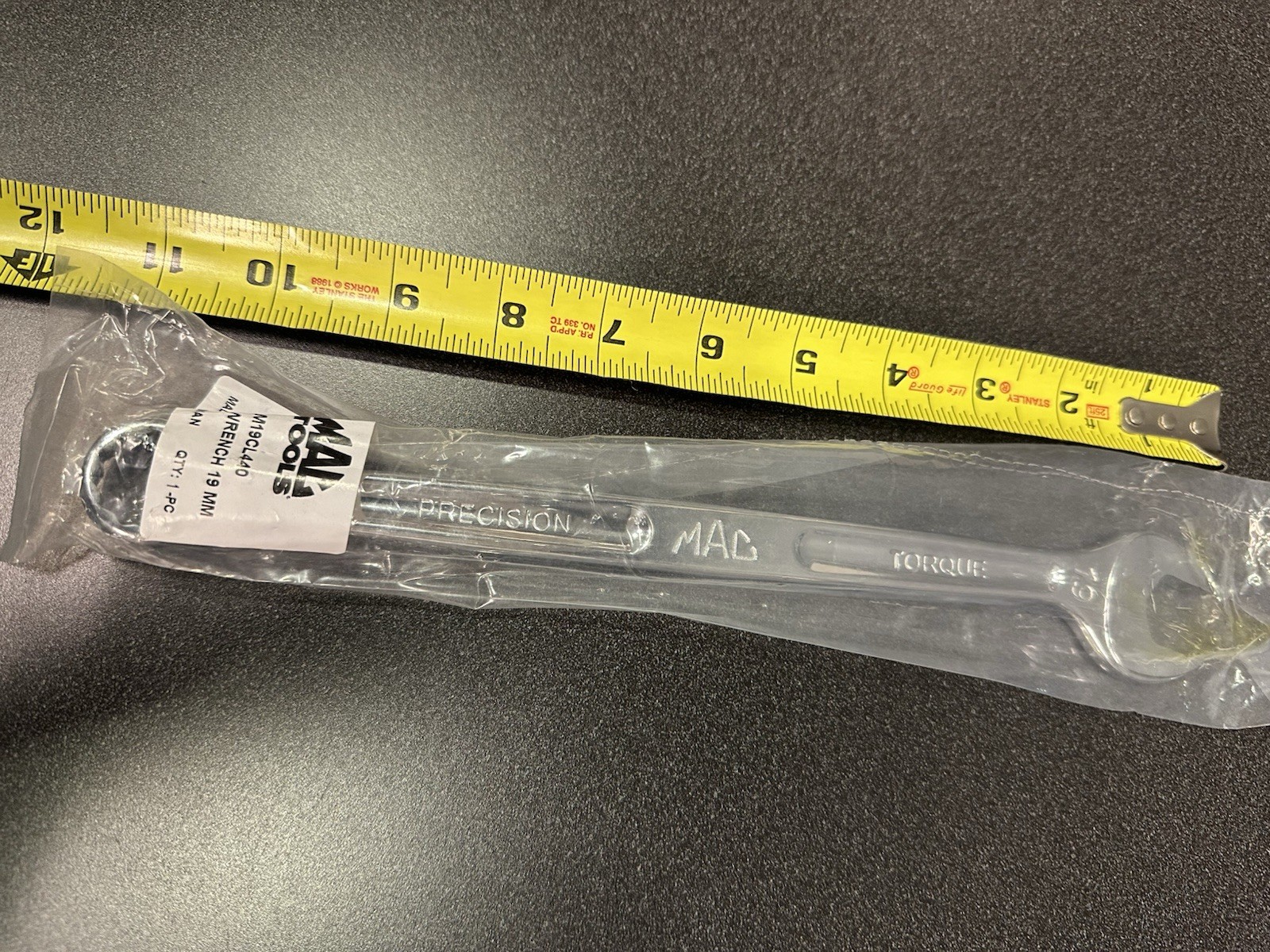 NOS New Old Stock MAC Tools Metric 19 Wrench M19CL440 12 Point Combination