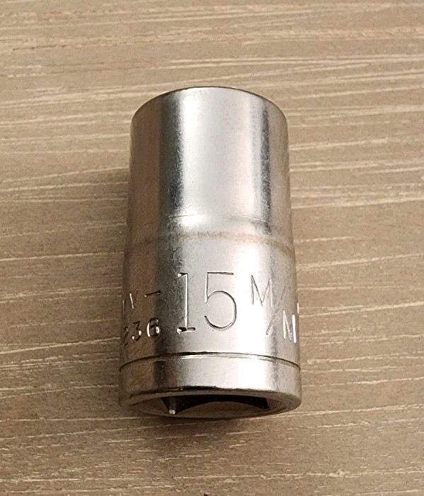 Craftsman 15mm Socket 12 Point 1/2″ Drive VV 44236 (No Knurl M/M)