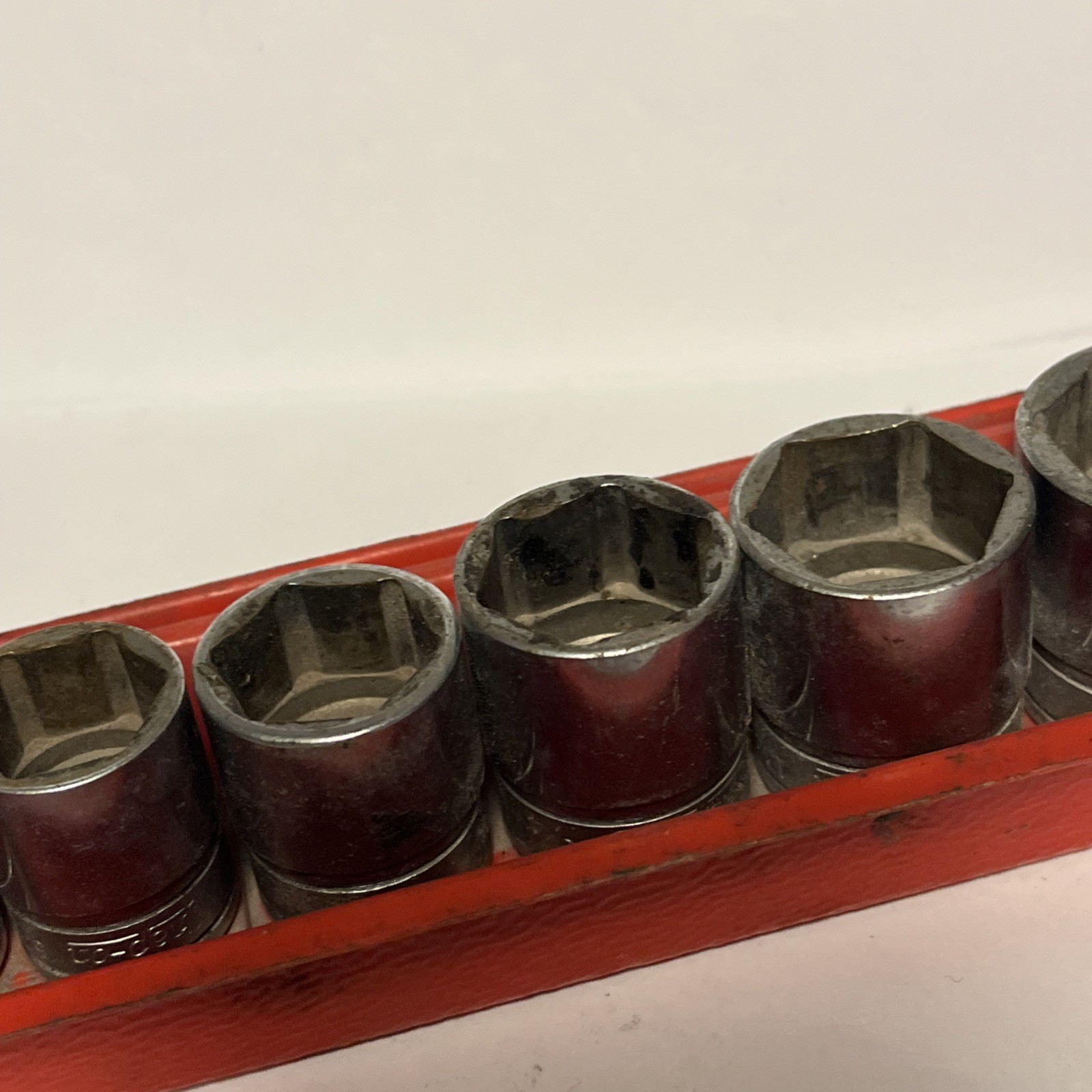 Snap-on FS081-FS281 1/4″-7/8″ 3/8″ Dr. 6 Pt 11 Piece SAE Shallow Socket Set Tray