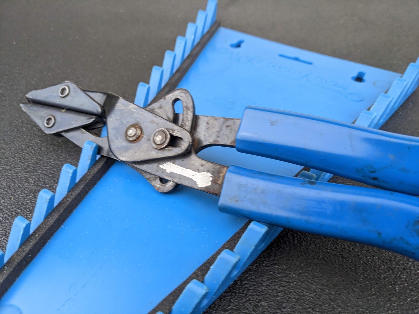 #bn826 Cornwell Tools 9″ Hose Pinch-Off Pliers Model ML-55Z Made In USA