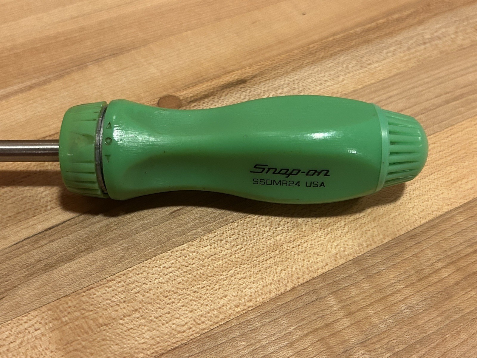 Snap-on Tools | SSDMR24G (Green) 24” Extra Long Ratcheting Screwdriver + 5 Bits