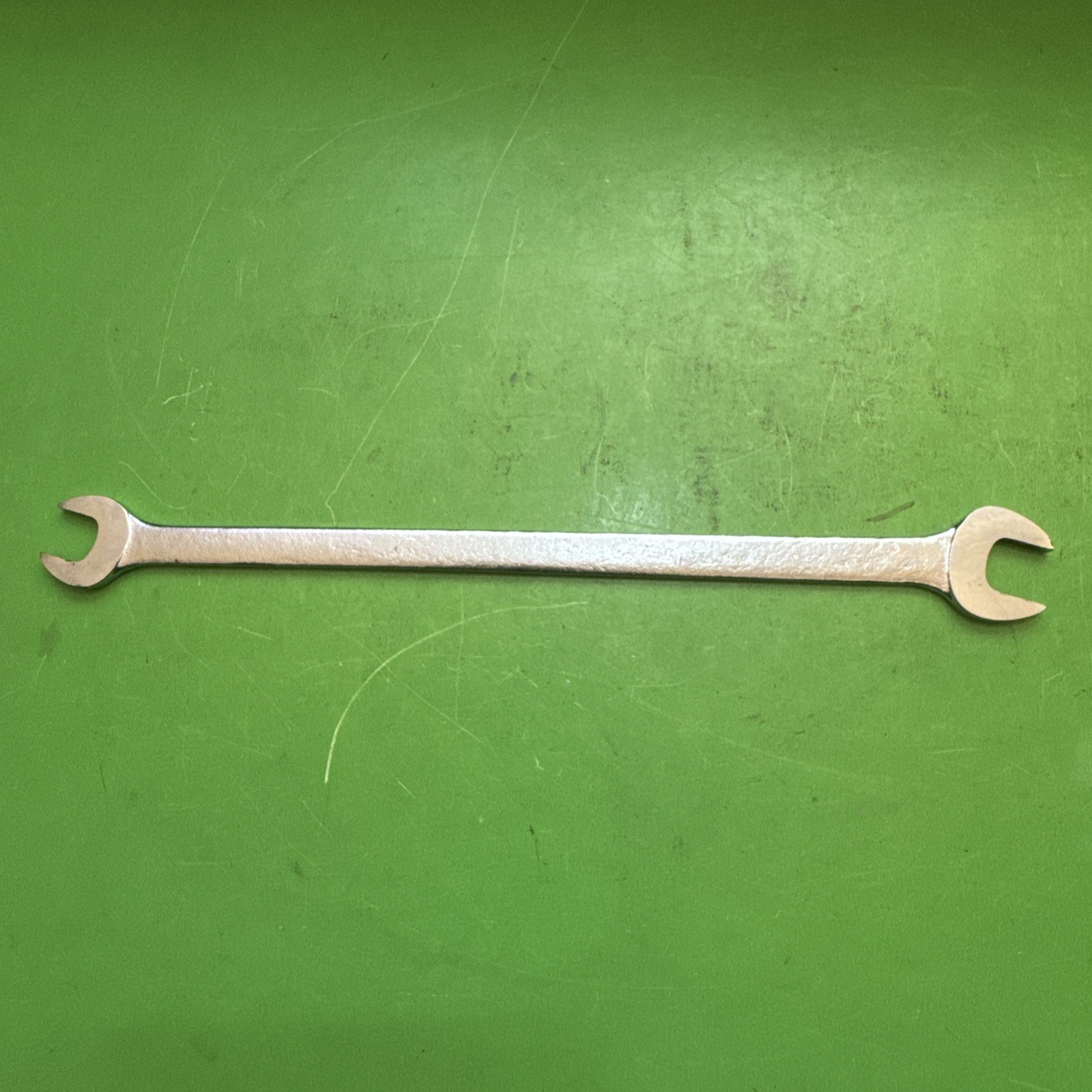 Snap-On USA SAE 7/16″ x 1/2″ Tappet Slimline Low Torque Open End Wrench LTA1416