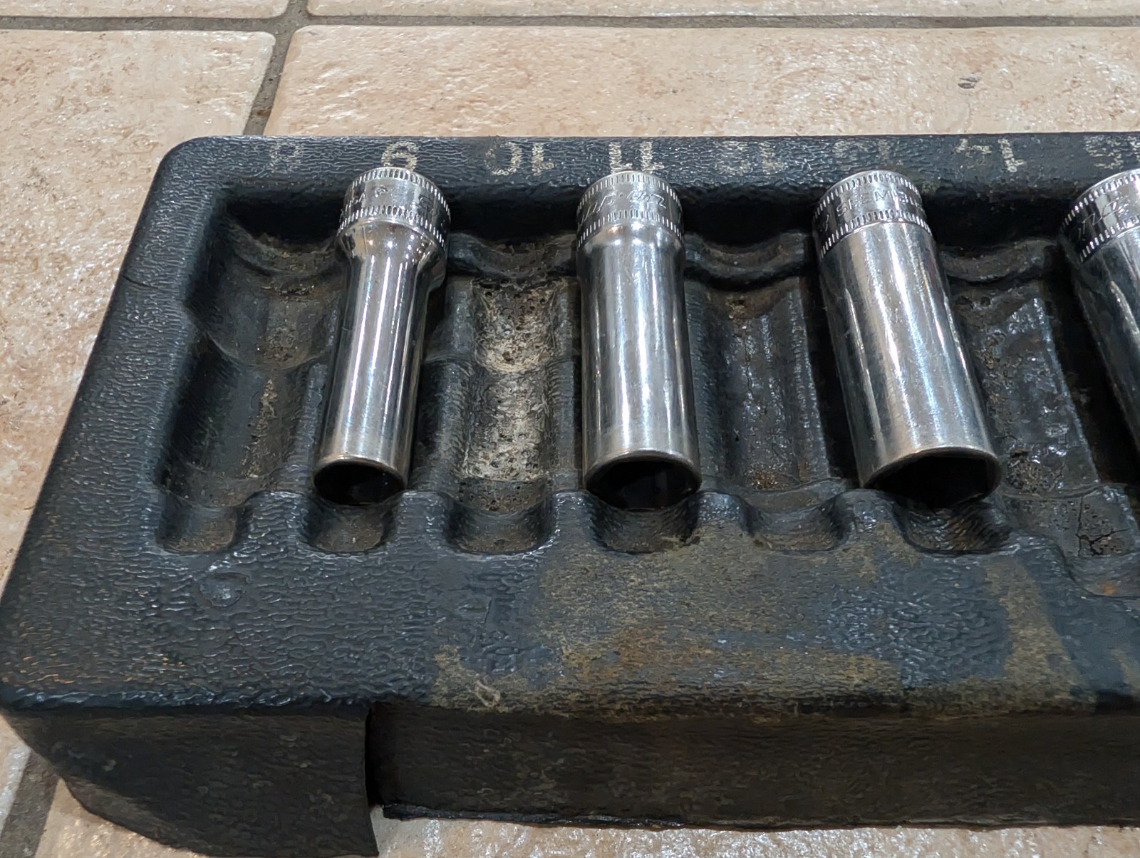 Snap On 3/8 Drive Deep Metric 6 Point Socket Incomplete Set USA Plastic Tray