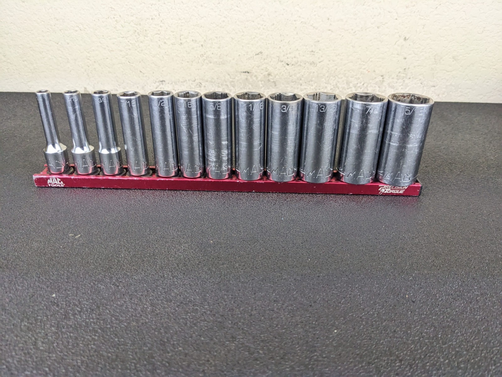 #bo811 Mac Tools SXD126RBRT 12pc 3/8″ Drive Deep SAE RBRT Socket Set 1/4″-15/16″