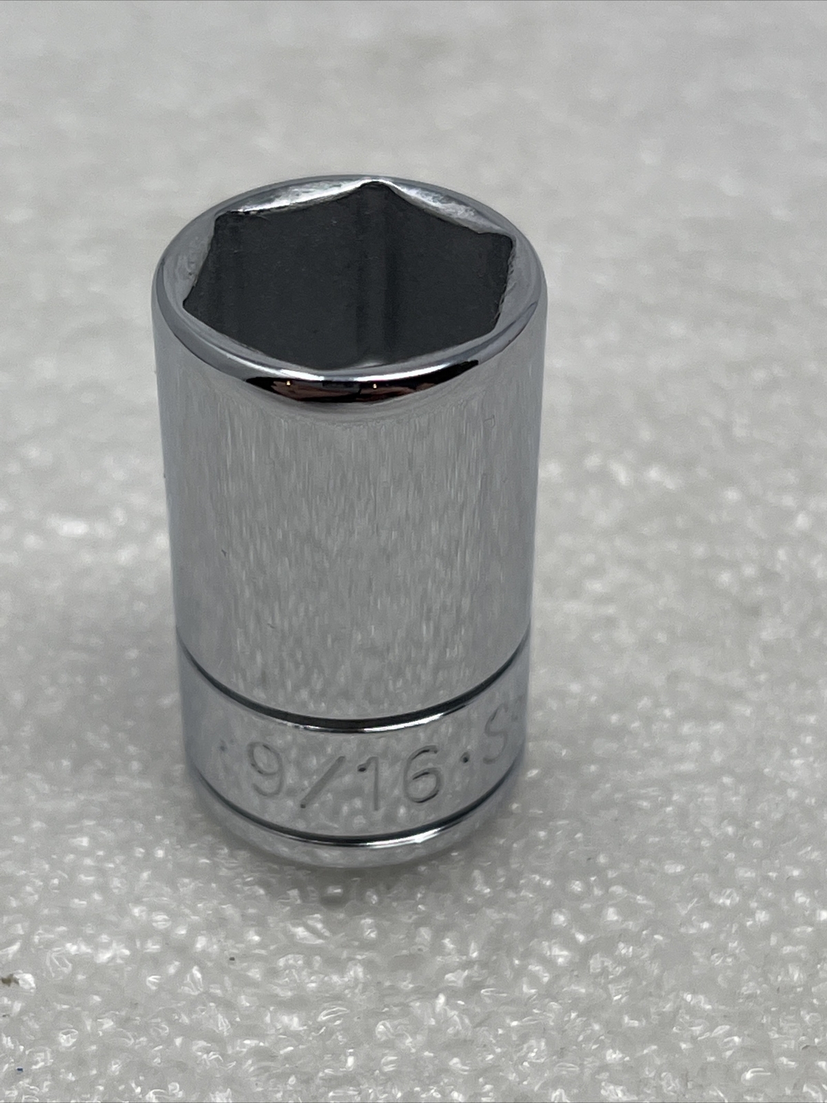 9/16” SK Tools 1/4″ Drive, 6 Point, Semi-Deep SAE Chrome Socket, USA, 41878