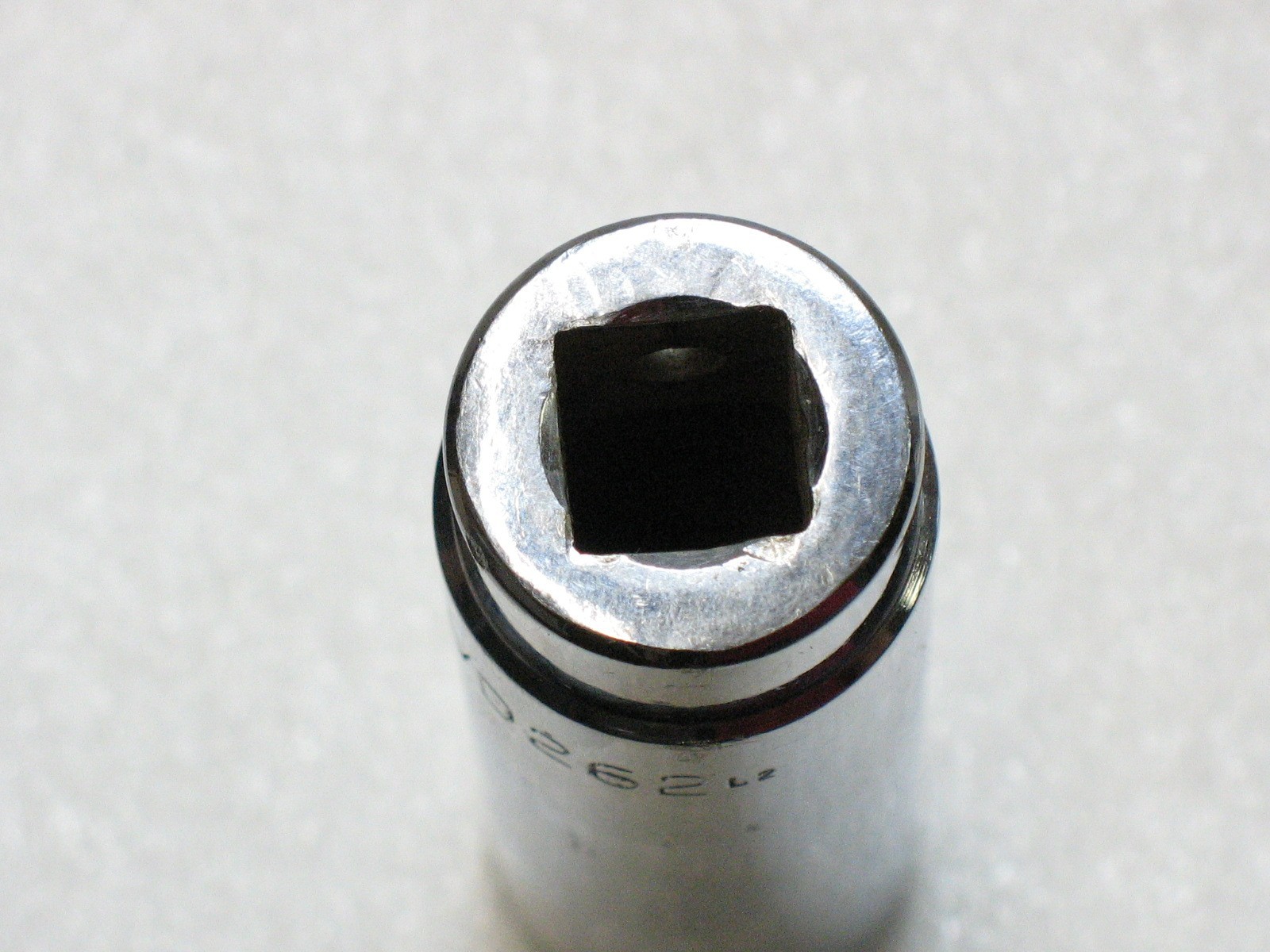Mac Tools 1/2 Drive 13/16″ 12 Point Deep Chrome Socket VD262