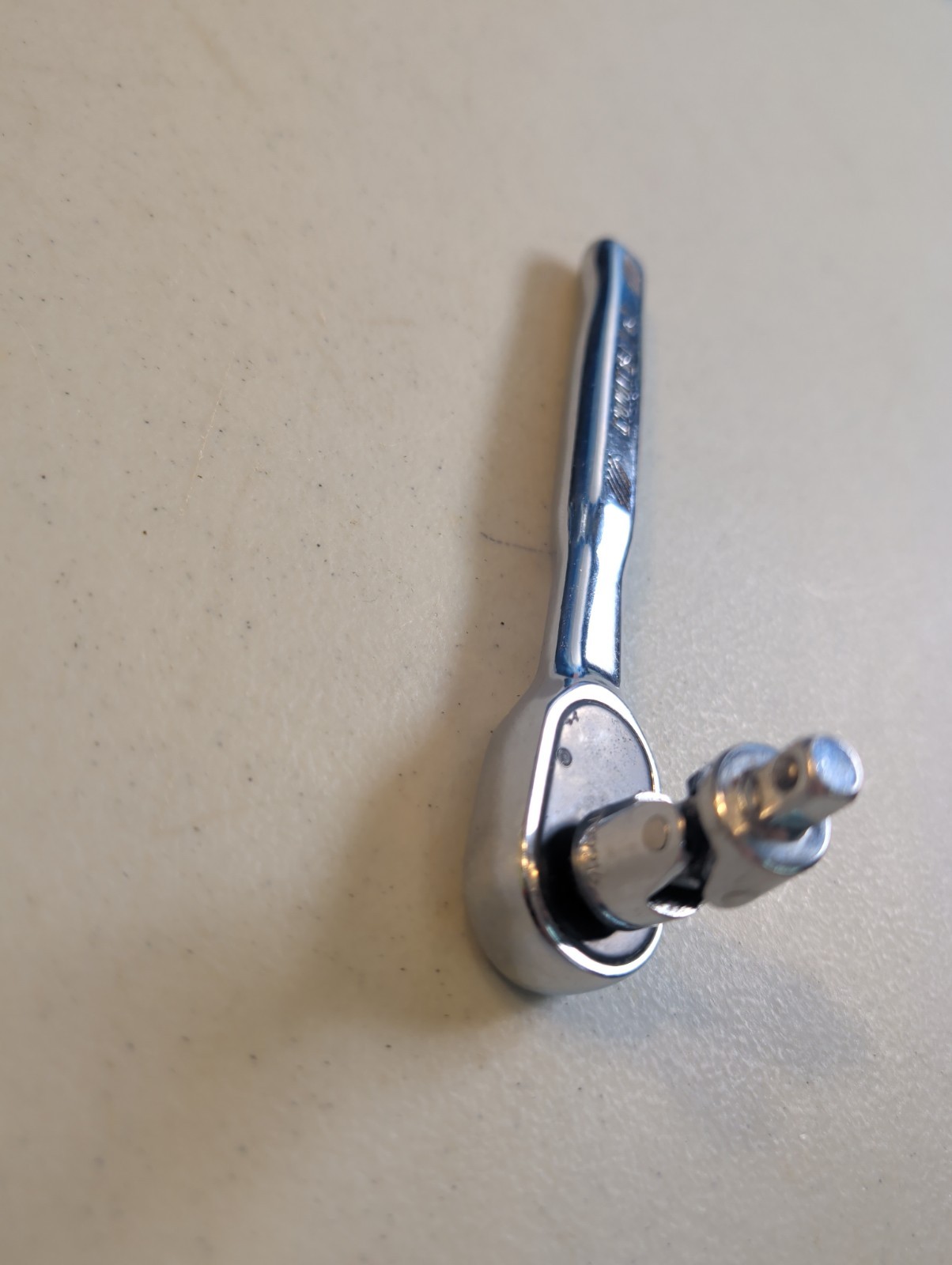 Craftsman 1/4″ Quick Release Ratchet Polished Chrome CMMT81747 + Swivel Adapter