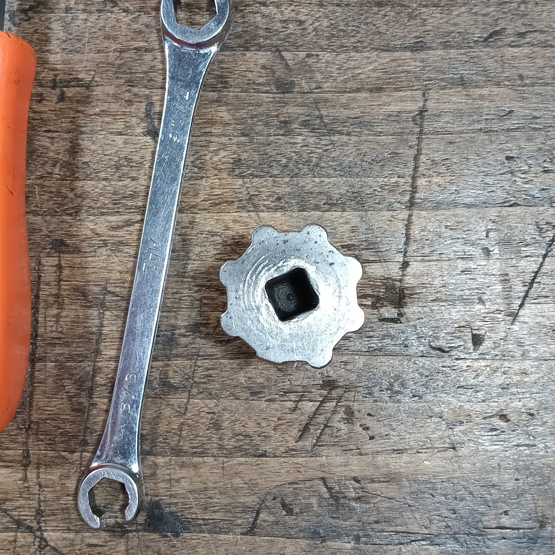 MAC Tools OHB1214 SAE 3/8″ x 7/16″ Line Flare-Nut Wrench USA Spinner XRS1 Thumb