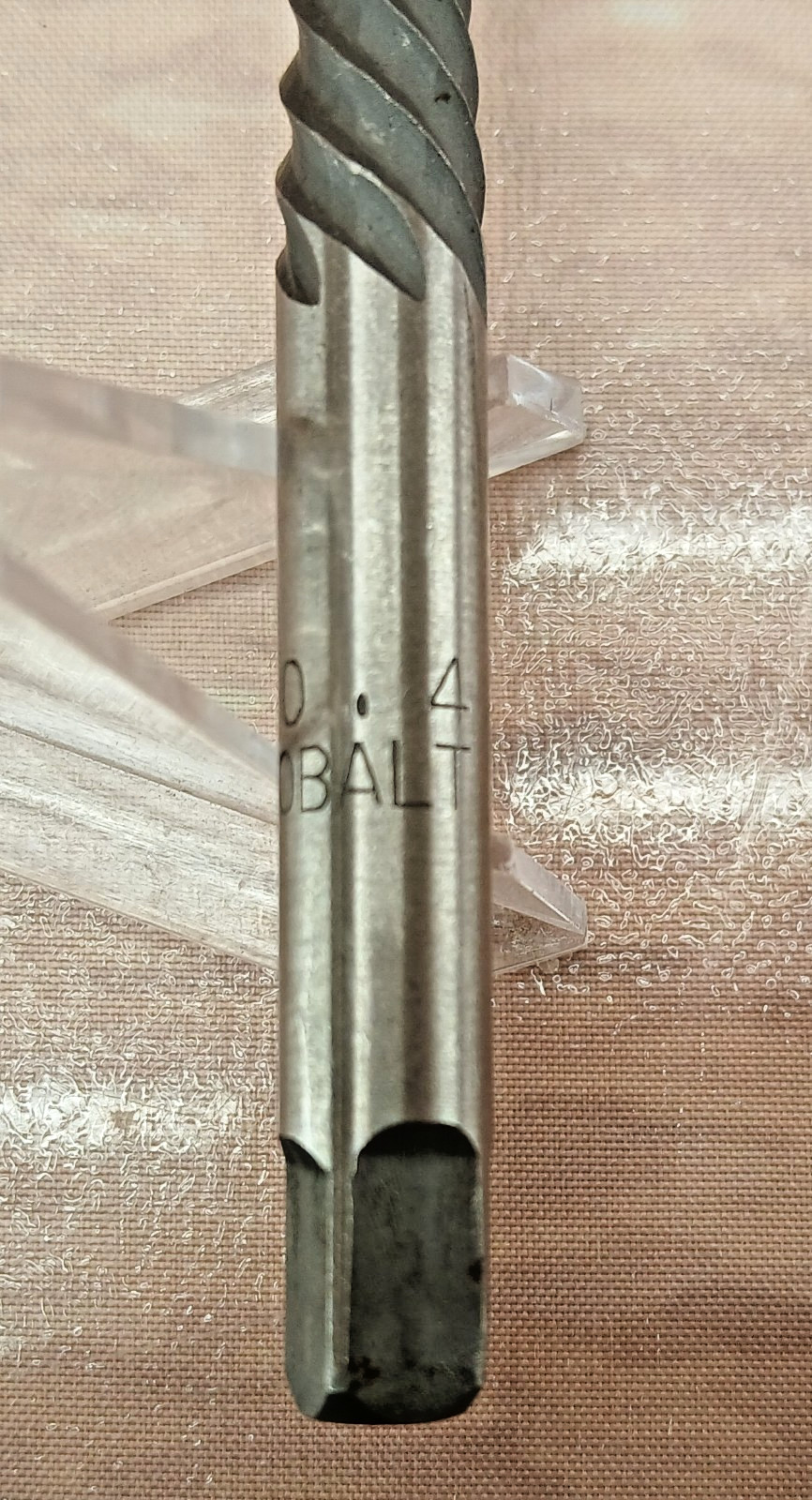 Kobalt Spiral Flute Screw Extractors #4 & #5 Easy Out Bolt Remover Set
