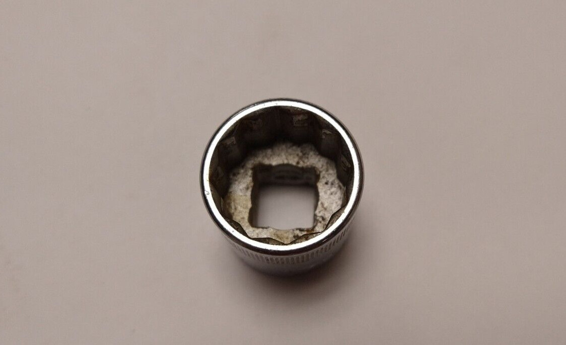 Craftsman 3/8″ Drive 17M/M 12 Point Shallow Socket Metric Top Knurl V 44307 USA